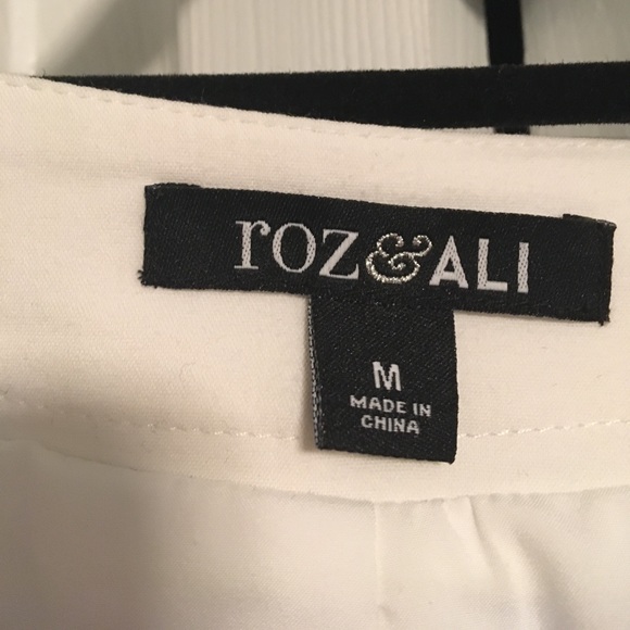 White Roz & Ali Jacket - Picture 3 of 3